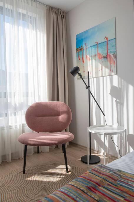 Madrid: A Modern 2-Bedroom Apartment With Parking Szófia Kültér fotó